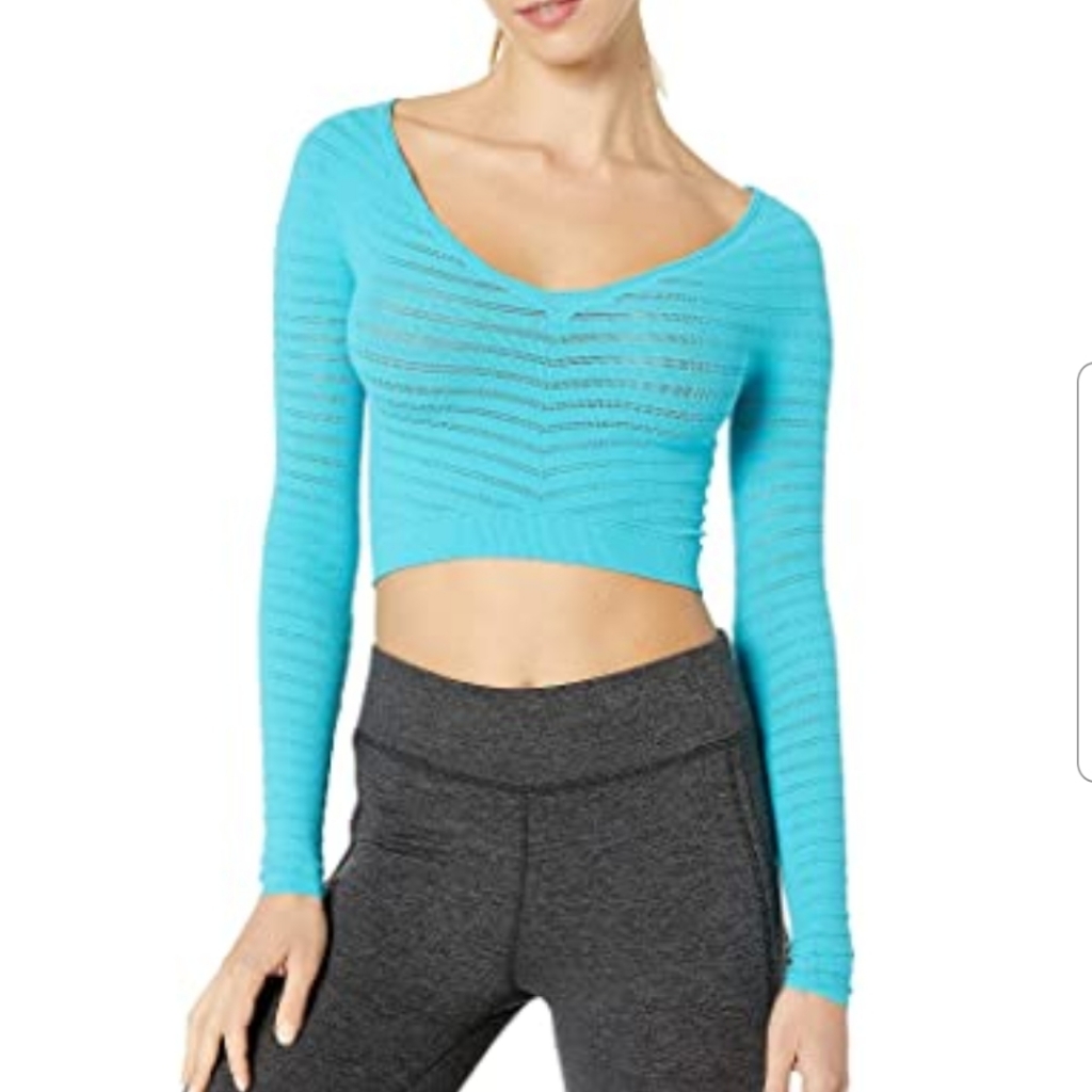 Nwt Womens Free People Turquoise Perforated Stretch Long Sleeve Crop Top Size M